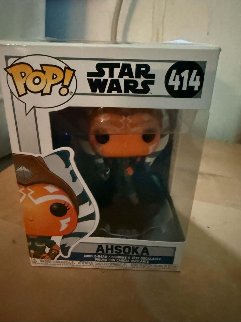 Star Wars Ahsoka Orange & White Vinyl Figure #414 Not blind box unopened item